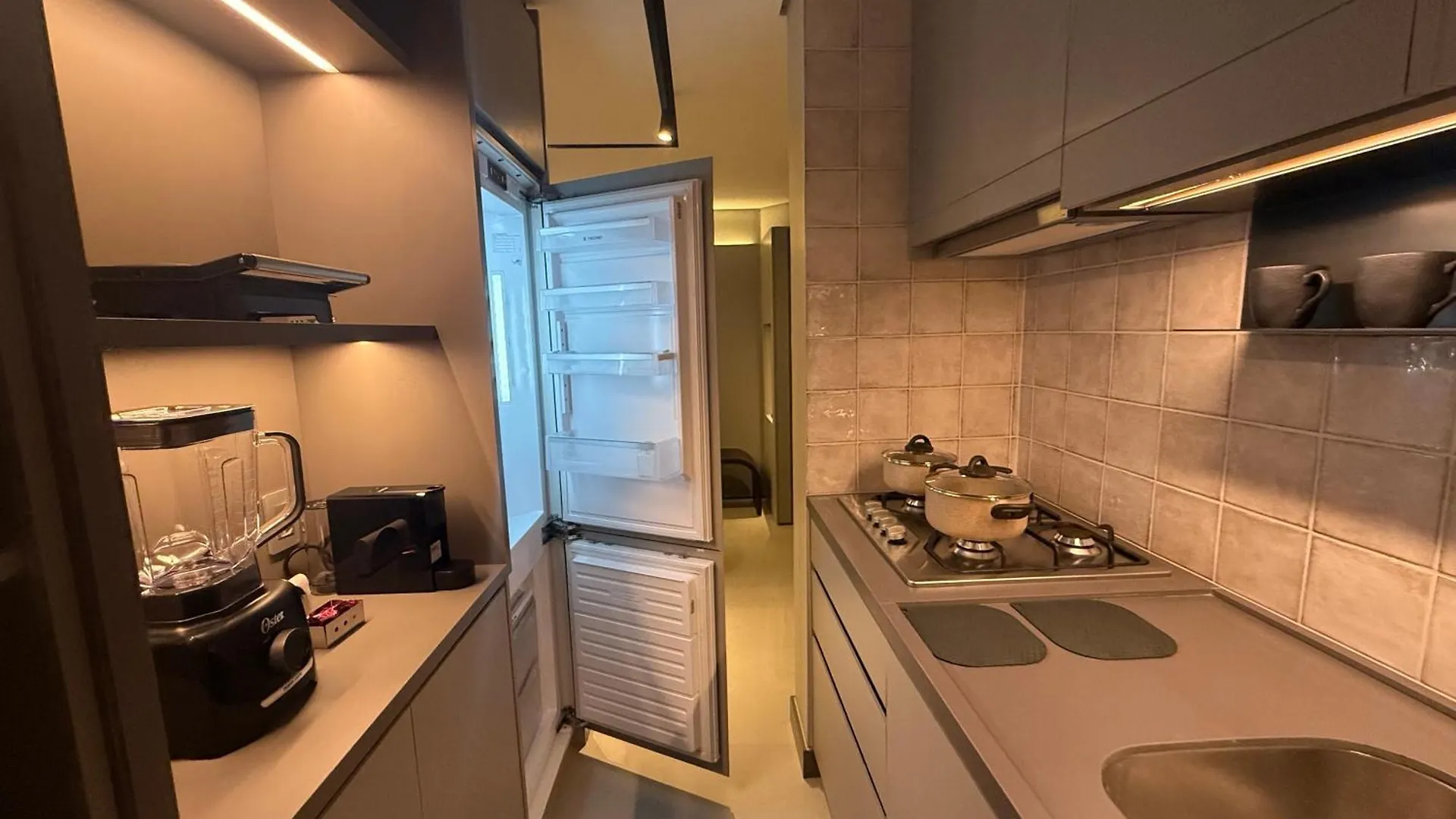 2402 - Rentaqui Apartamento Elegance Paulista Sao Paulo Apartment